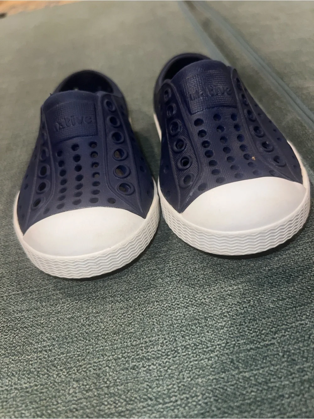 Native Kids Water Shoe in Navy and White